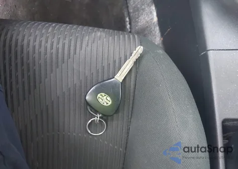 2011 Scion Tc z USA, uszkodzony, nr VIN JTKJF5C79B3018581